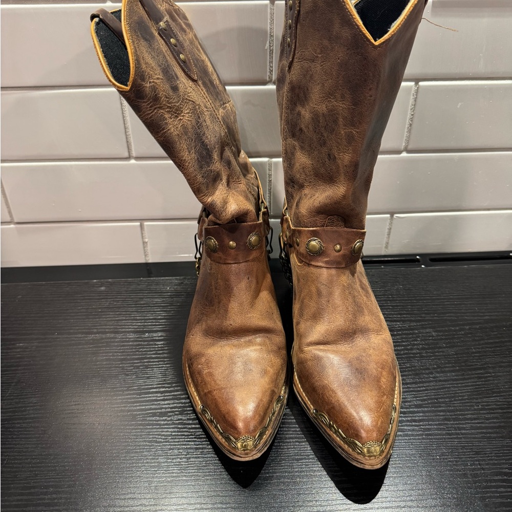 Women’s size 10 USA made Brown Leather Western Boots Centerville